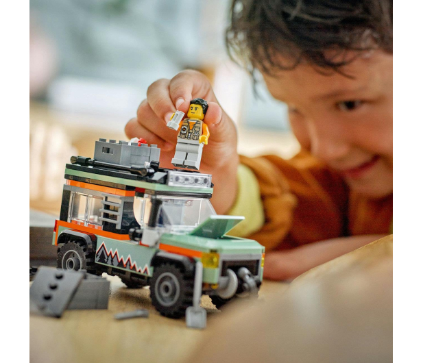 LEGO City 60447 Górska ciężarówka terenowa 4x4 - 1284111 - zdjęcie 9